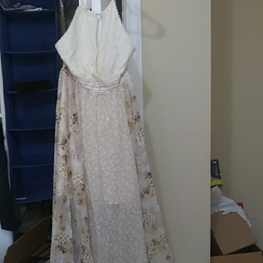 Maxi dress